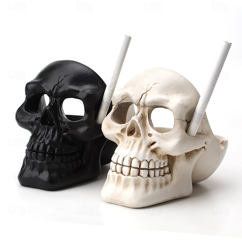 Halloween Resin Figurine Vintage Skull Ashtray Spooky Resin Desktop Organizer Creative Eyehole Design Home Decoration for Halloween Party Haunted House Gothic Style Decor