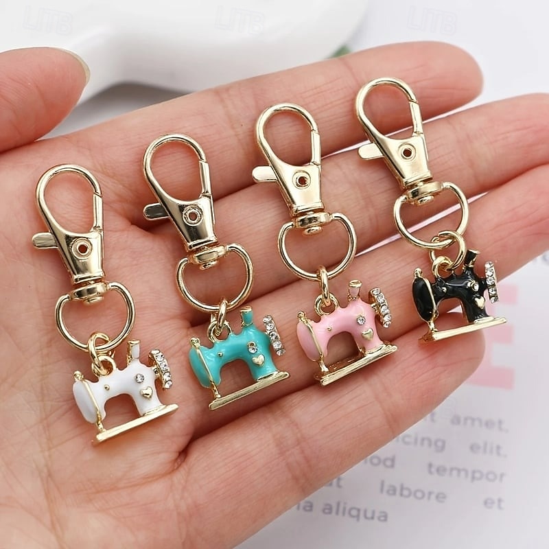 4 Pcs Mini Sewing Machine Keychains A Stitch of Memory and Meaning Vintage Zinc Alloy Rhinestone Pendant Key Rings for Women Handbag Purse Charm Gift2