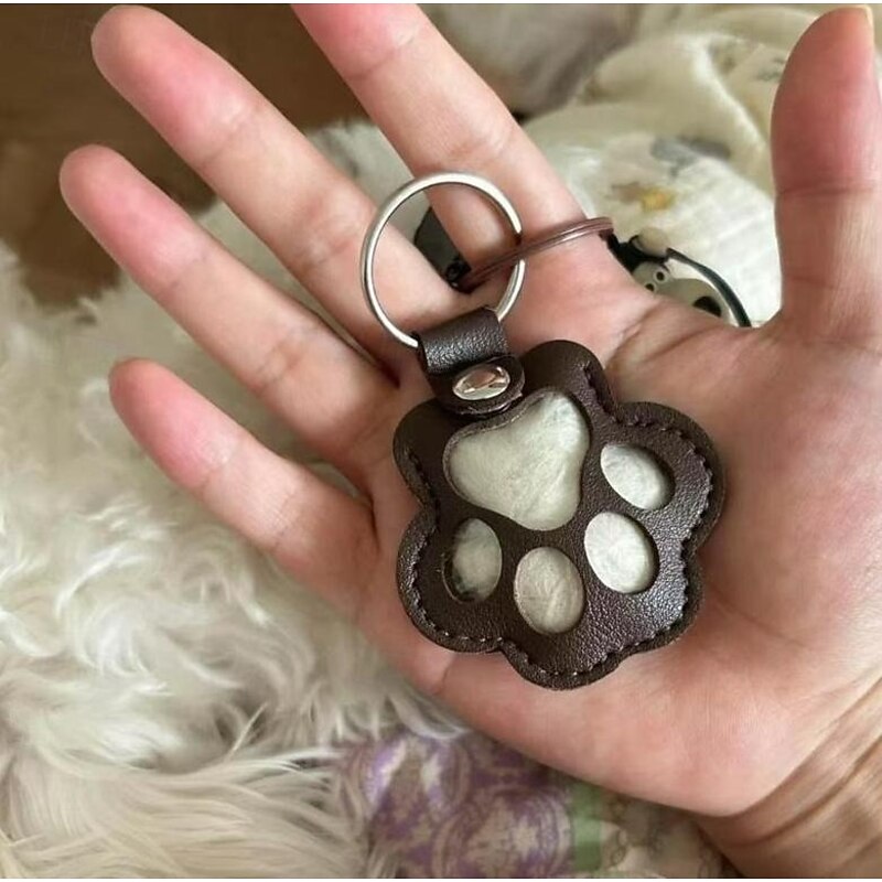 Pet Paw Shaped Leather Keychain Creative Keepsake Pendant for Cat Dog Hair Memory Storage Cute Charm Accessory for Handbag Purse Decoration4