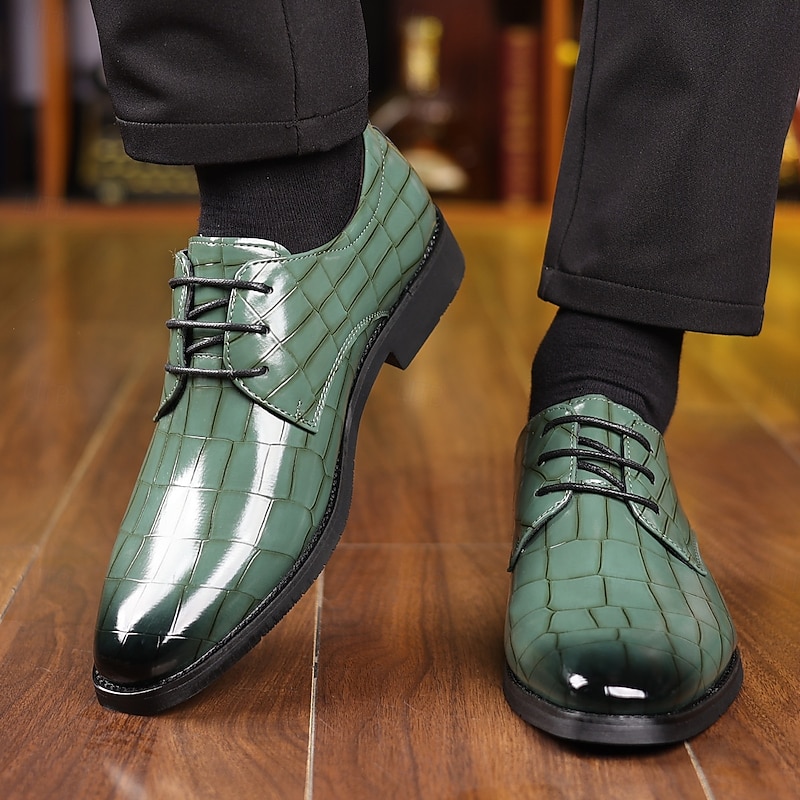 Men's Green Crocodile Print Faux Leather Oxford Shoes – Glossy Lace-up Style for Stylish Gentlemen, Cocktail Parties and Luxury Gatherings4