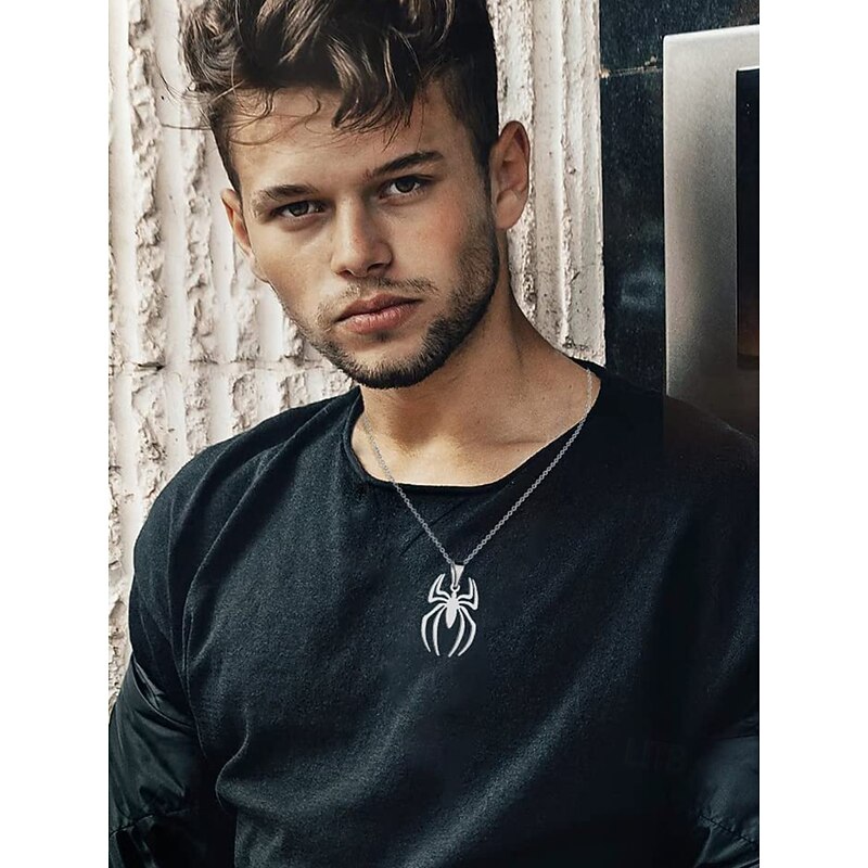 Men's Halloween Spider Pendant Necklace – Alloy Material, Lightweight, Minimalist Gothic Style, Perfect for Parties, Cosplay and Holiday Costume Accessories4