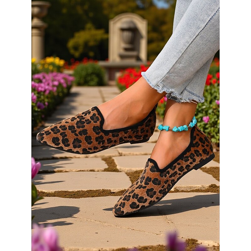 Women's Leopard Print Loafers - Casual Animal Print Slip-On Flats, Pointed Toe Comfortable Walking Shoes for Daily Wear, Outdoor Strolls, and Travel3