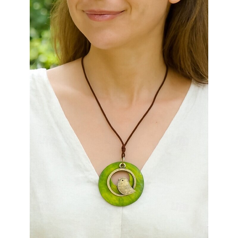 Women's Bohemian Bird Pendant Necklace – Handmade Long Wooden Circle Necklace with Alloy Charm for Nature Lovers, Casual Outfits or Gifts2
