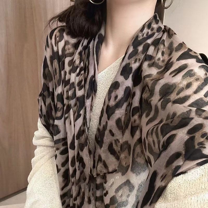 Women's Rectangle Scarf Street Daily Date Brown Khaki Scarf Leopard