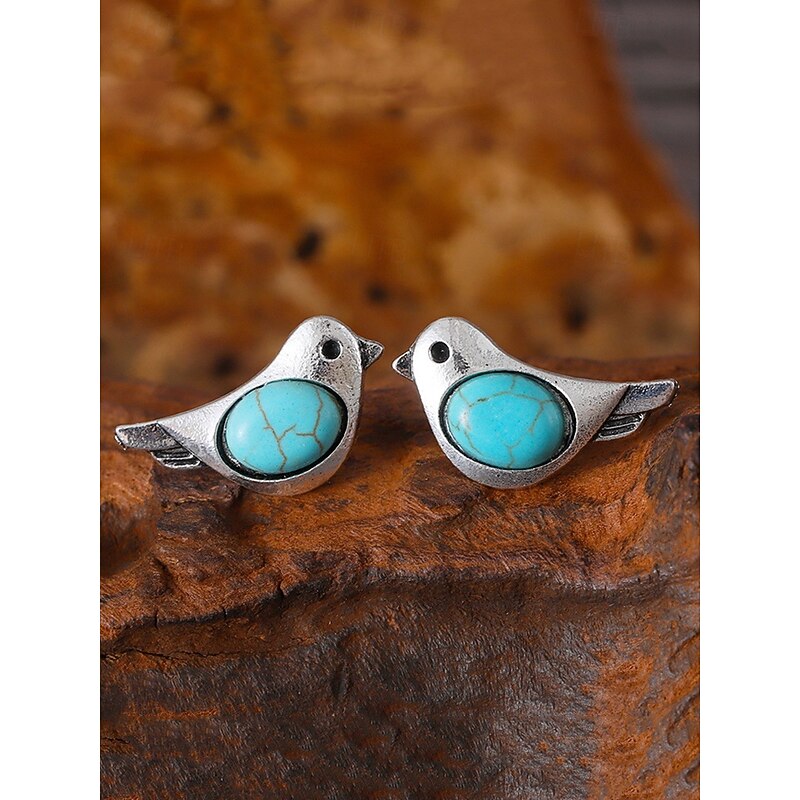 Women's Turquoise Bird Stud Earrings – Vintage Alloy Animal Jewelry for Nature Lovers, Daily Wear or Gift Giving