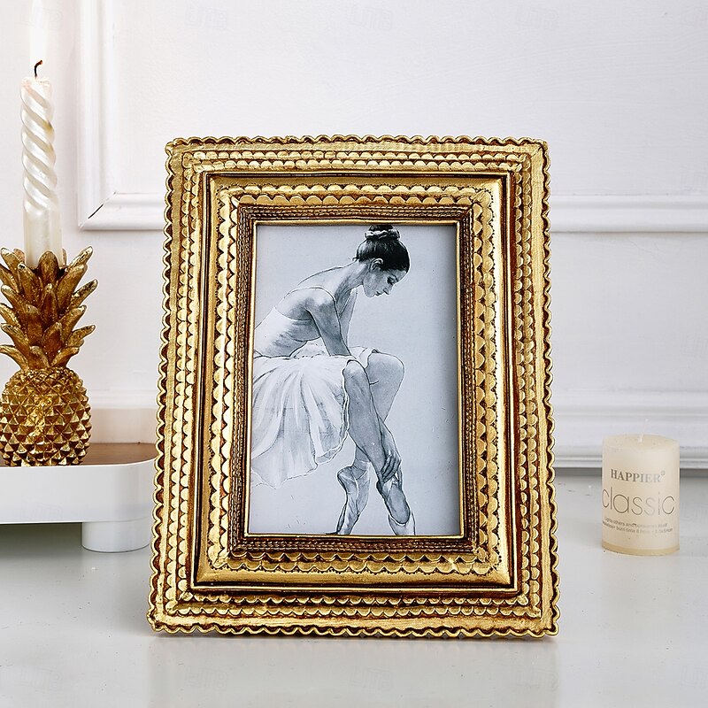 1PC European-style Golden Classical Three-dimensional Pattern Decorated Rectangular Photo Frame Resin Material Warm Home Decoration Suitable for Family Photo Display and Photography Decoration Props3