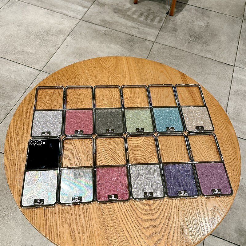 Phone Case For Samsung Galaxy Z Flip 7 Z Flip 6 Z Flip 5 Z Flip 4 Back Cover Shockproof Color Gradient PC