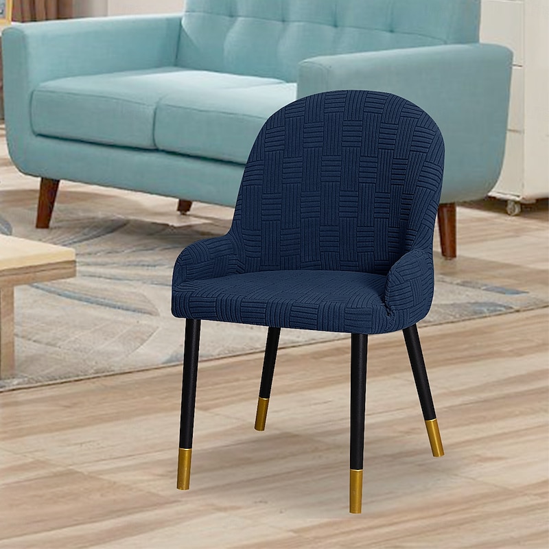 Five horizontal and five vertical oval chair covers4