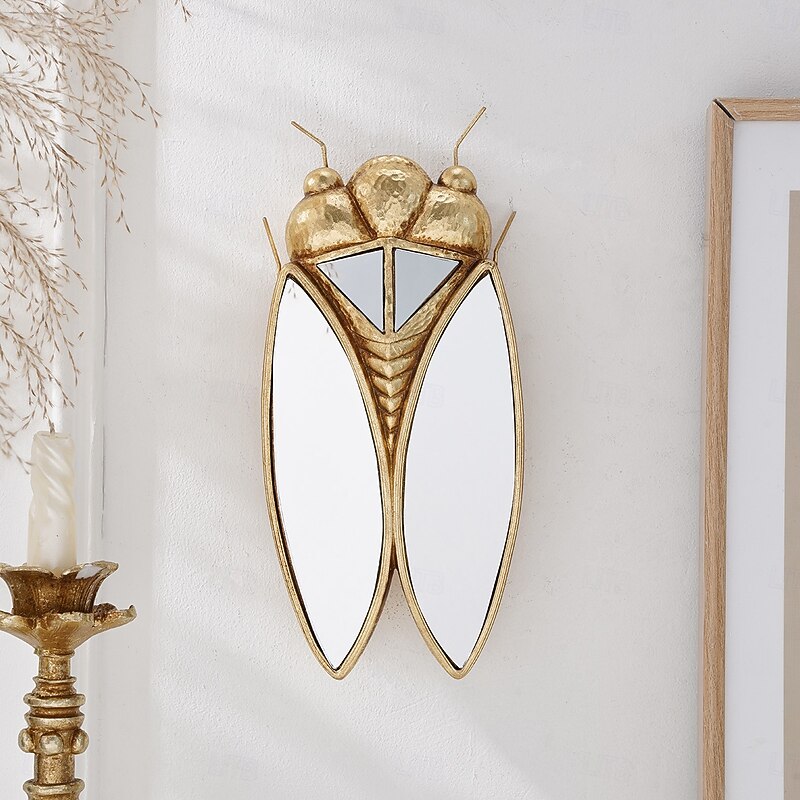 1PC A Golden Resin Mirror Decorative Pendant in The Shape of A Cicada With a Specially Designed Surface Inlaid With A Mirror is Suitable for Wall Decoration in Homes Parties Insect Museums Etc4