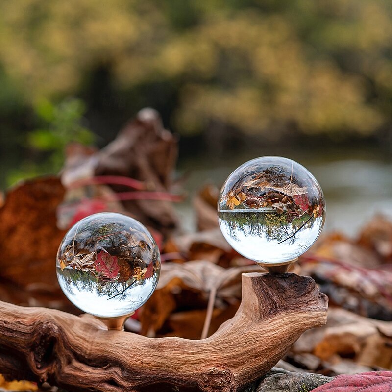 Round Artificial Crystal Ball – Home Decor Ornament, Decorative Craft, Suitable for Home Decoration and Kids’ Gifts
