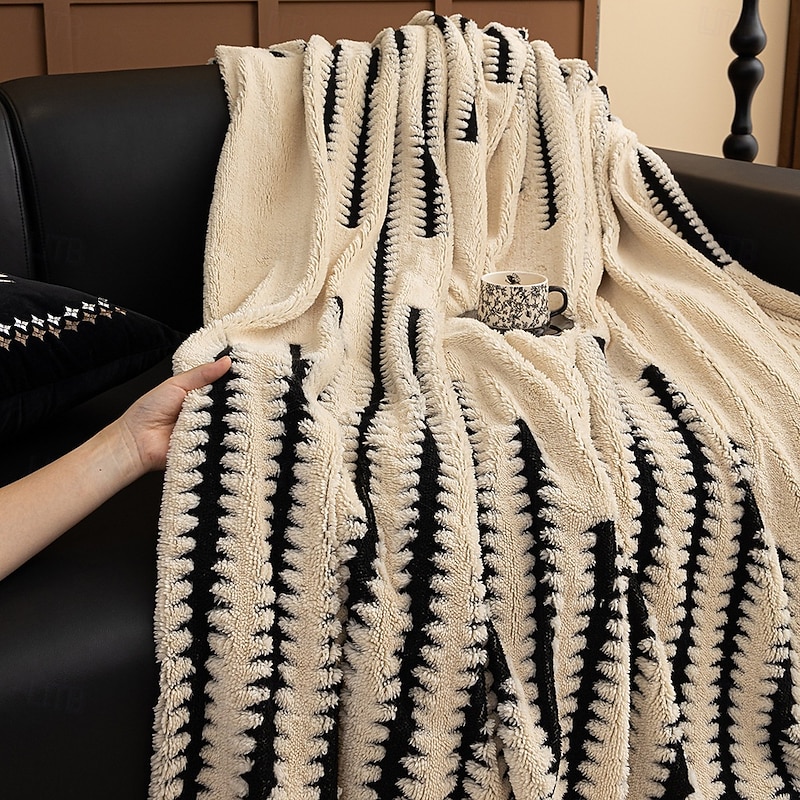 Vintage Plush Sofa Throw Blanket, Full-Cover Couch Cover, Non-Slip Universal Sofa Protector for Fall & Winter2