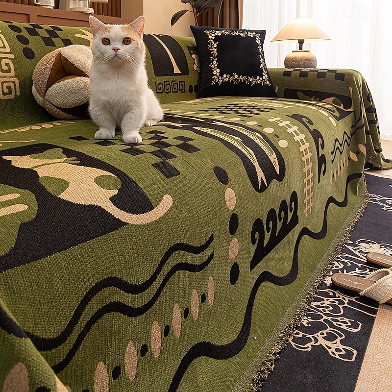 Cartoon Couch Cover for Pets, Pet Friendly All-Season Luxury Anti-Slip Sofa Throw Blanket, Anti-Scratch Dustproof Sofa Protector, Warm and Cozy Decorative Slipcover for Living Room
