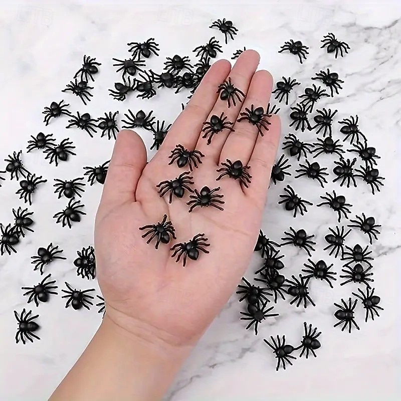 50PCS Halloween Realistic Plastic Spiders, Mini Black Creepy Halloween Decorations for Haunted House, Pranks, Halloween Parties, and April Fool’s Day Theme Events