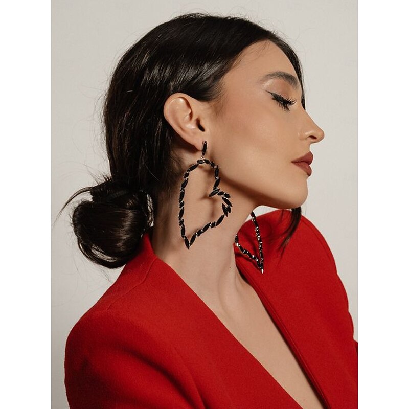 Women's Crystal Heart Earrings and Rhinestone Choker Set - Bold Statement Jewelry for Fashion Parties, Night Out, and Special Occasions3