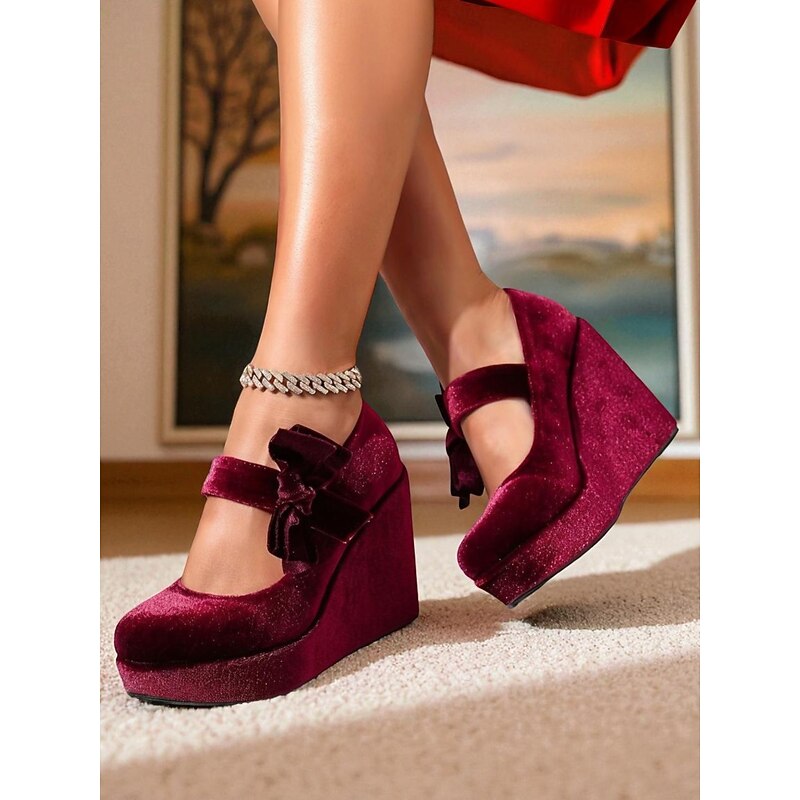 Women's 1950s-Inspired Green Velvet Wedge Mary Jane Heels with Bow - Retro Christmas Party Platform Dress Shoes for Holiday Celebrations and Evening Outfits3