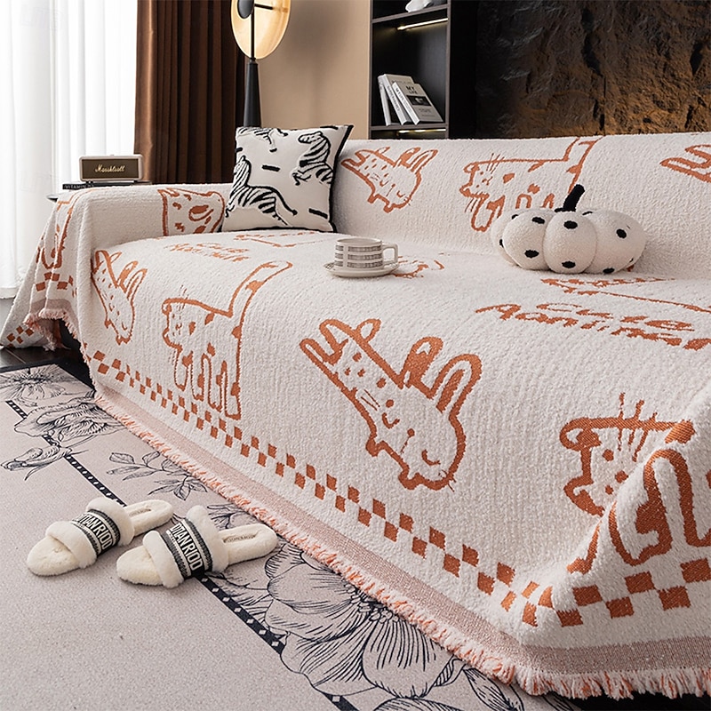 Cream Plush Couch Cover for Pets, Pet Friendly Short Velvet Sofa Cushion and Throw Blanket, All-Season Non-Slip Sofa Protector, New Style Sofa Slipcover for Living Room2