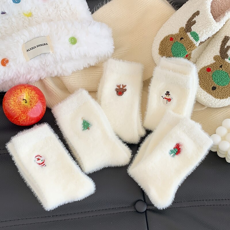 Winter Christmas Socks for Women, Thick Warm Fuzzy Socks with Snowman & Santa Claus Design, Cozy White Mink Plush Holiday Socks, Cute Xmas Tree Pattern Sleep Socks2