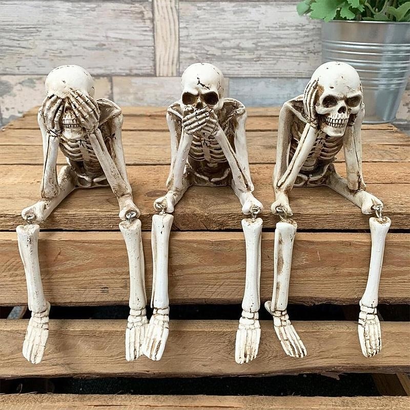 3pcs Halloween Fireplace Simulation Skull Combination Halloween Statues See Speak Hear No Evil Skeleton Figurines Realistic Skull Decorations for Home Haunted House Halloween Party Decor Favors Shelf