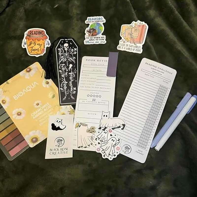 Gothic Blind Date with a Book Halloween Witch Blind Date with a Spooky Book Ghostly Blinds Box Surprise with Halloween Enthusiasts Stickers and Keychain Gift for DIY Lovers4