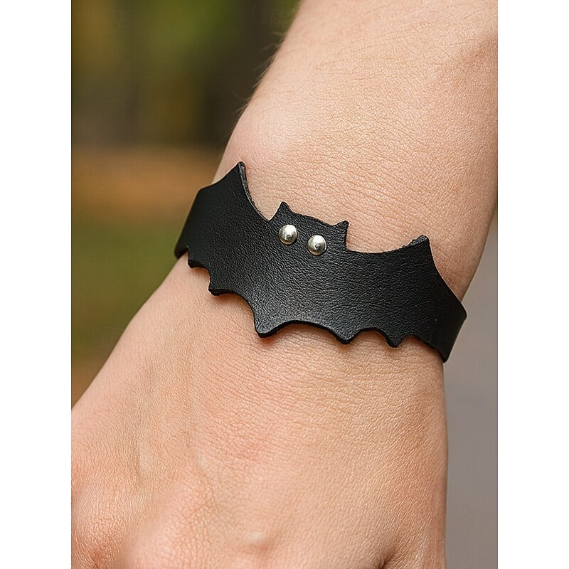 Women's Halloween Bat Bracelet – Gothic Faux Leather Wristband Cuff with Adjustable Snap Closure, Punk Style Jewelry for Costume Party and Cosplay