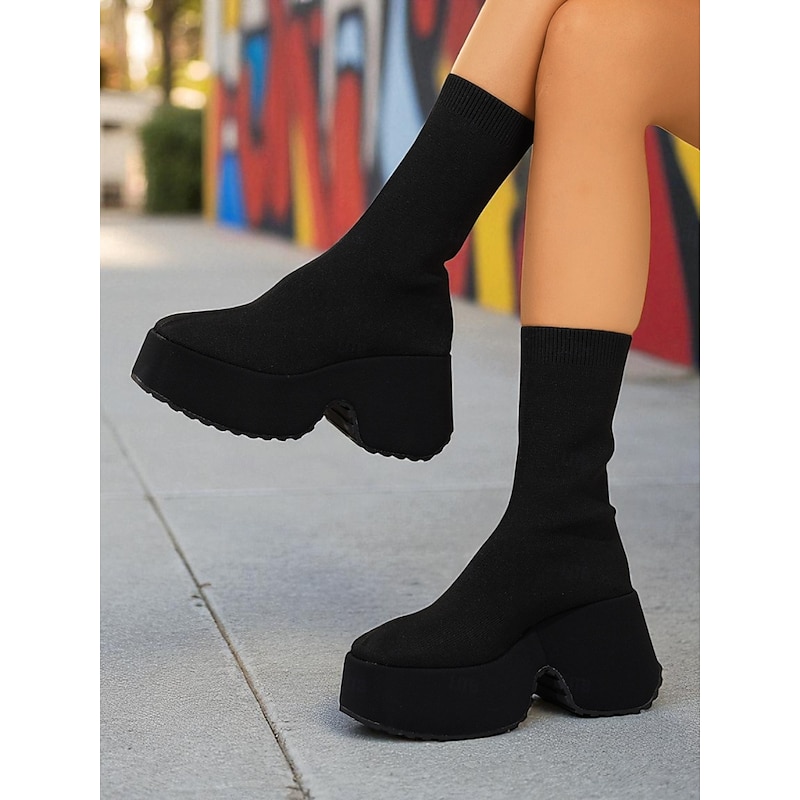Women's Chunky Platform Sock Boots – Black Stretch Knit Round Toe Ankle Boots for Streetwear, Casual Outfits and Fall Fashion2