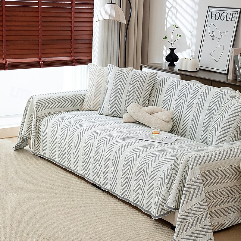 1 Simple Herringbone Sofa Cover Towel, Fashionable and Luxurious Couch Cover, Decorative Furniture Protector, Anti-Slip, Dustproof, Cat Scratch-Resistant, All-Season Sofa Cover for Bedroom, Living Room, Study, or Office - Main Image