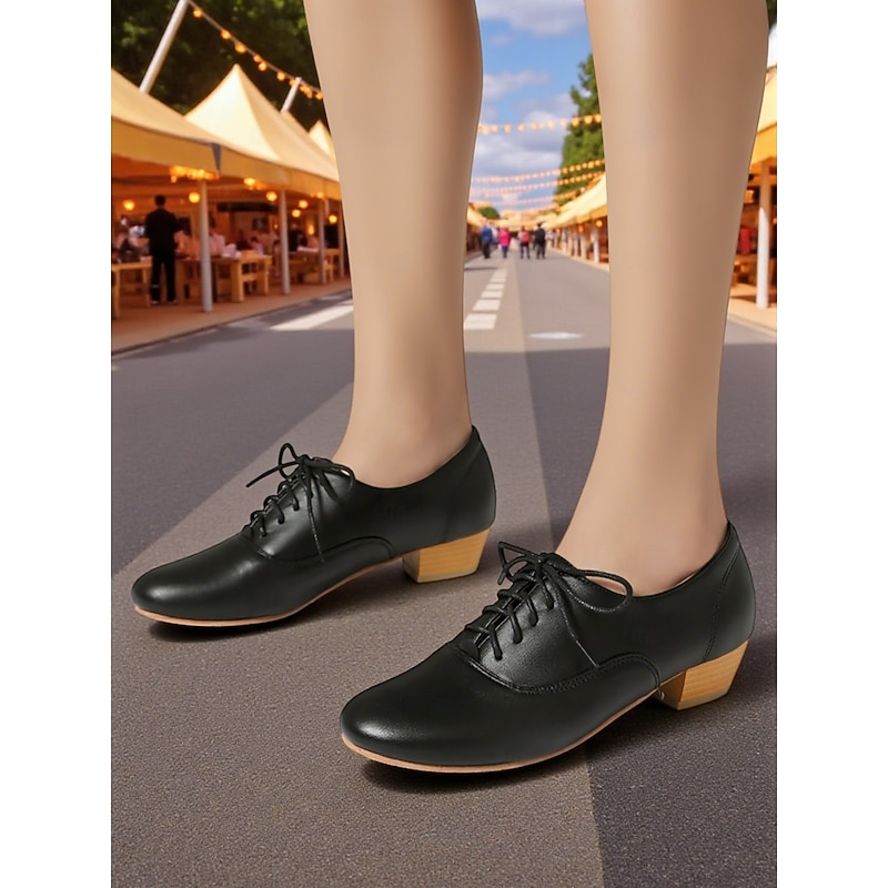 Women's Lace-Up Oxford Shoes in Black - Low Heel Retro Dress Shoes for Beer Festival Looks,Oktoberfest, Autumn Events and Casual Retro Styling4