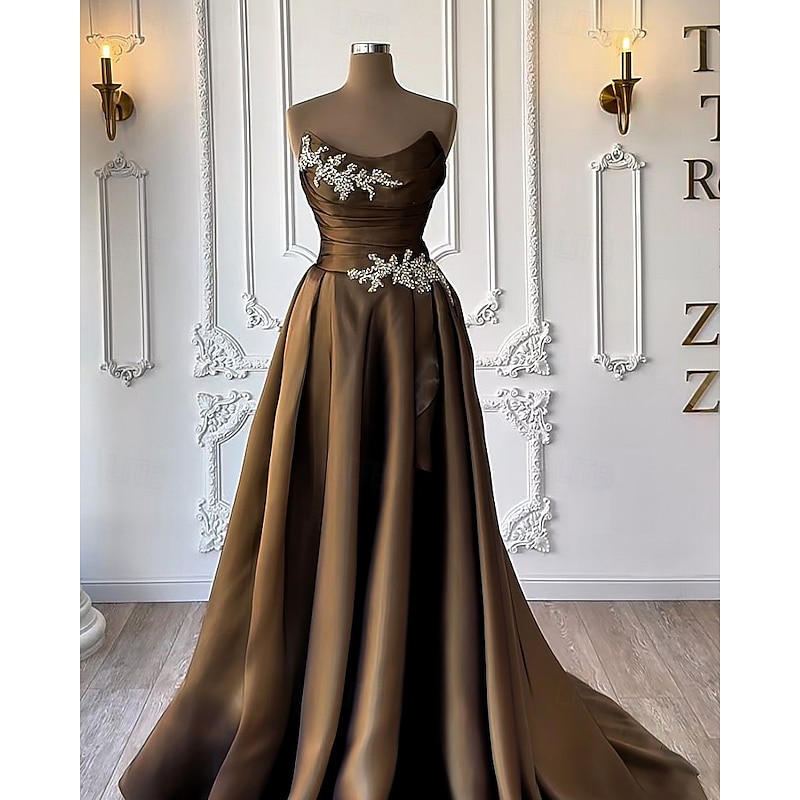 Crystal-embellished A-Line Evening Gown Elegant Dress Formal Wedding Sweep / Brush Train Sleeveless Strapless Satin Lace Up with Ruched Setails 2025