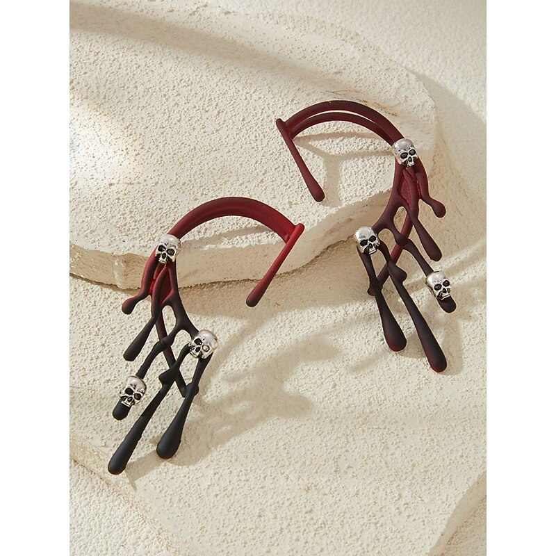 Women's Halloween Skull Drip Ear Cuff – Red and Black Blood Drip Design with Skull Accents – Unique Gothic Style for Halloween Parties and Costumes2