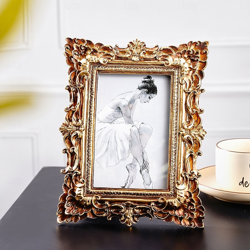 Vintage Ornate Resin Photo Display Frame – European Baroque Style Picture Frame with 3D Carved Pattern, Hand-Painted Decorative Frame for Home Decor and Photography Props3