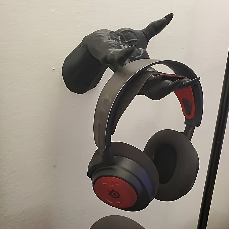 1PC Devil's Hand Collectible Figurine with Exclusive Pentagram Design - Life-Size Plastic Horror Themed Hand for Various Room Types, Indoor & Outdoor Use, Hat & Jewelry Holder, Halloween Decor