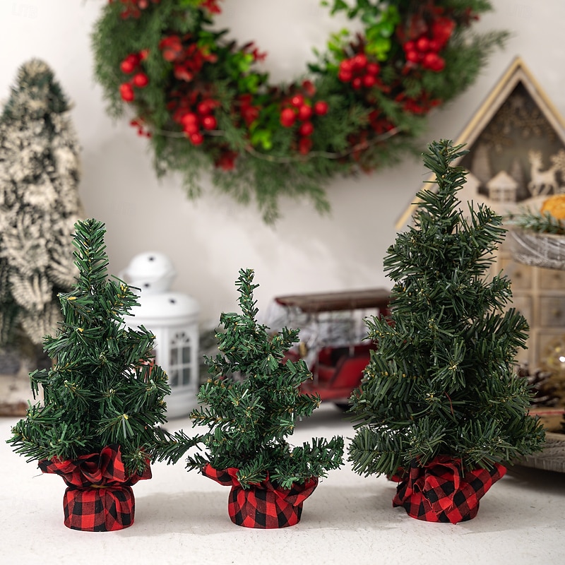Mini Christmas Tree 20cm/30cm, Small Tabletop Xmas Tree with Burlap Base for Home, Office, Shop Window and Holiday Decoration