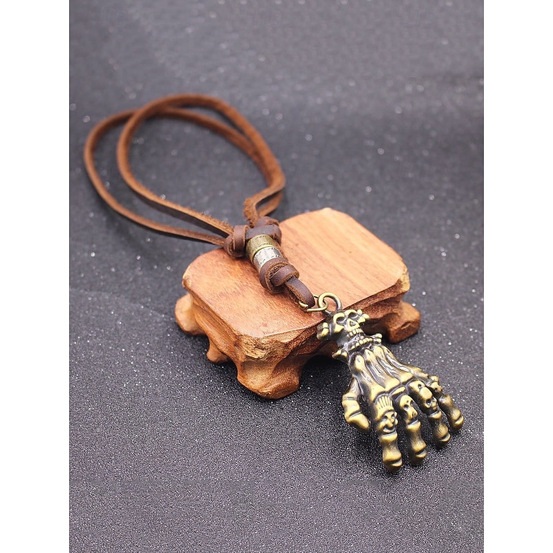 Men's Halloween Skeleton Hand Pendant Necklace – Vintage Bronze Leather Cord Gothic Jewelry for Party, Cosplay and Nightlife