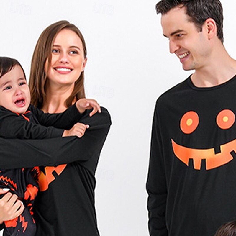 Family Halloween Pajamas Halloween pattern Home Print Black Long Sleeve Adorable Matching Outfits3