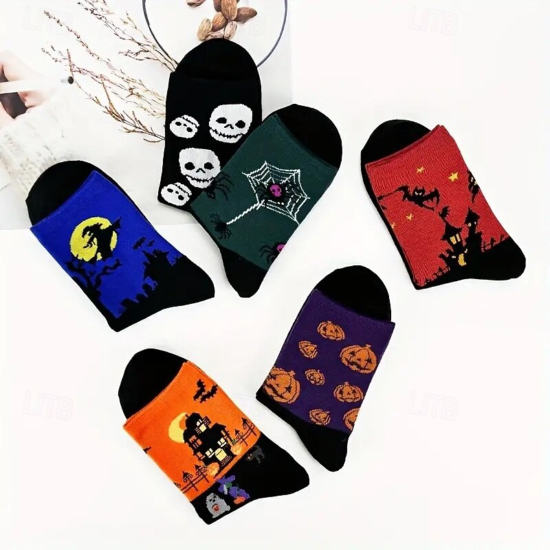 Halloween Cartoon Print Socks, Skull Pumpkin Bat Design, Unisex Moisture-Wicking Mid-Calf Socks for Autumn and Winter, Festive Casual Hosiery3