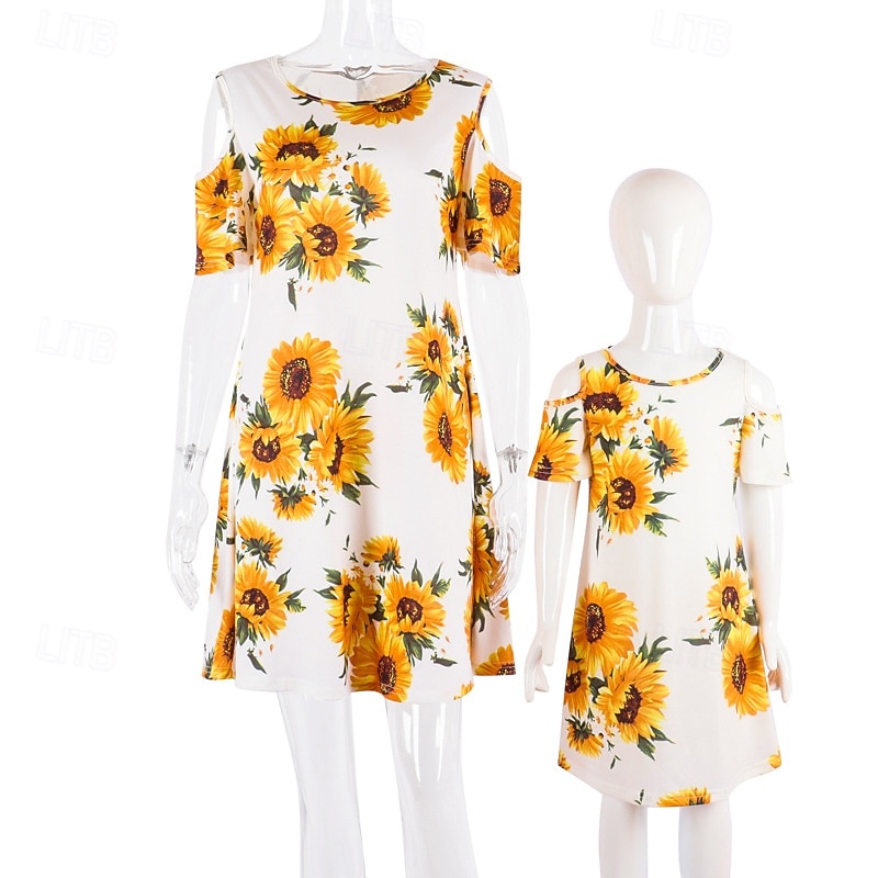 Mommy and Me Dresses Floral Street Print White Short Sleeve Above Knee Active Matching Outfits4