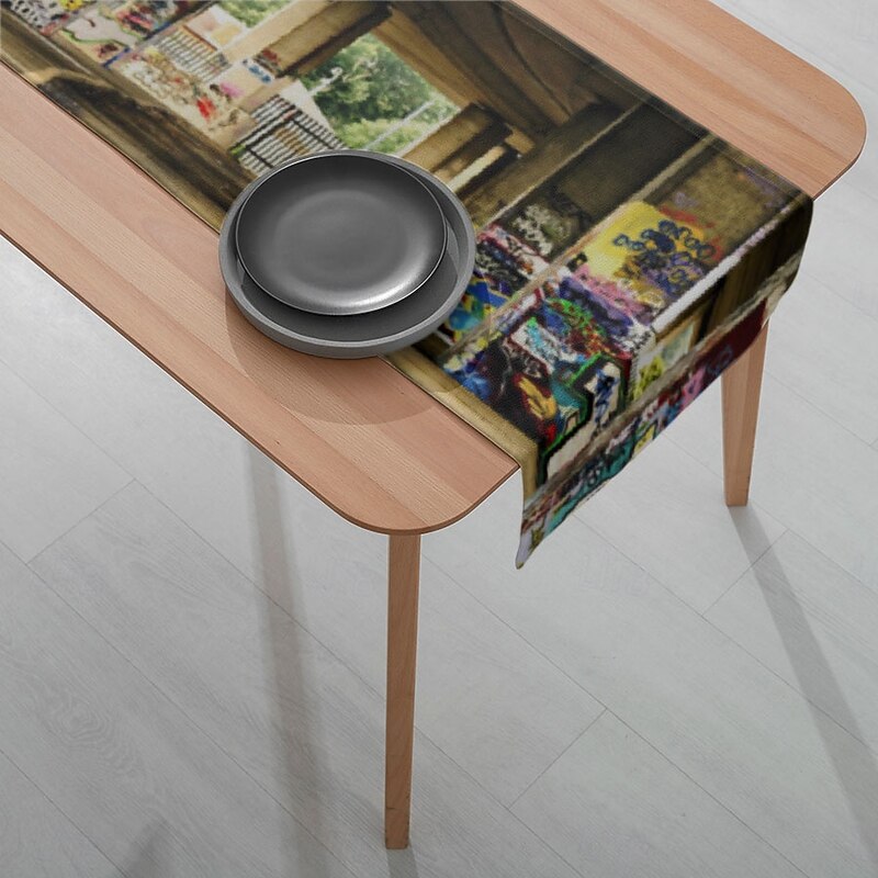 1 Pc Vintage Printed Table Runner – Rectangular Table Flag for Restaurant, Banquet, Outdoor Events, and Home Decoration4