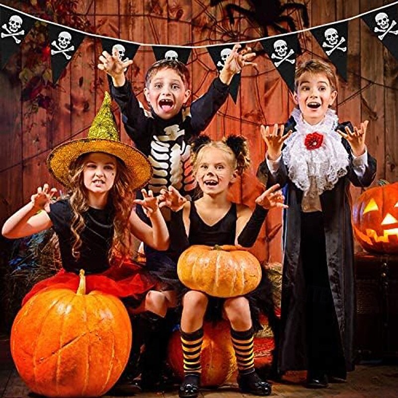 Halloween Pirate Banner Skull Pirate Flag Pirate Decorations Pirate Ship Pennant Bunting Decor for Wedding Celebration Decor Outdoor Party Supplies 5M2