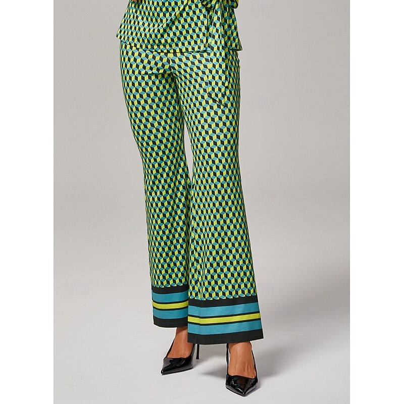 Green 3D Geometric Print High-Stretch Flared Pants