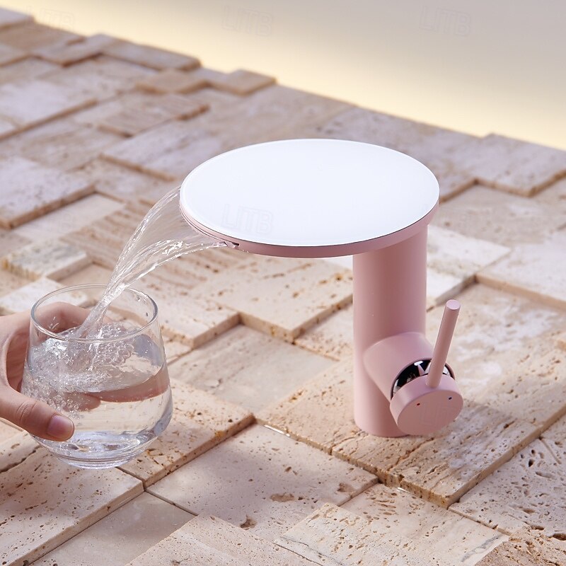 Bathroom Sink Faucet - Rotatable / Waterfall Electroplated / Painted Finishes Centerset Single Handle One HoleBath Taps2