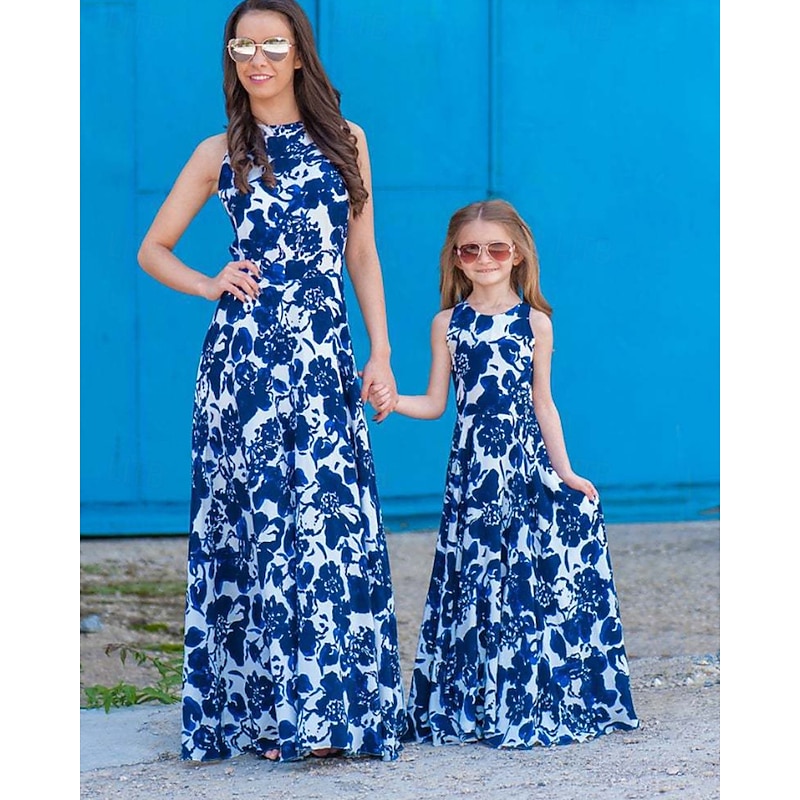 Mommy and Me Dresses Floral Street Print Blue Sleeveless Maxi Sweet Matching Outfits2
