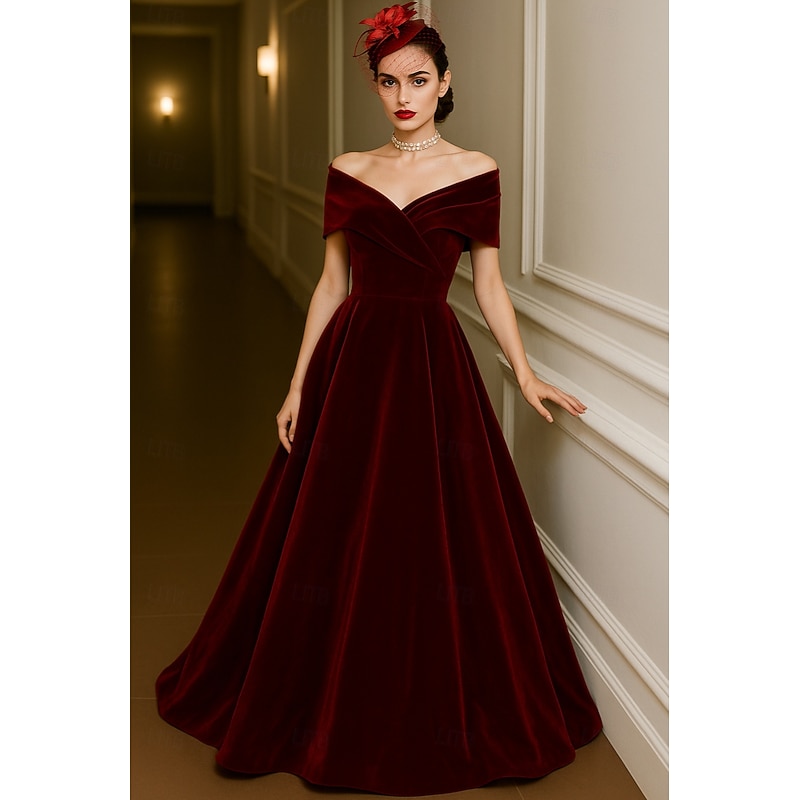 Red Black A-Line Evening Gown Elegant Dress Formal Wedding Floor Length Short Sleeve Off Shoulder Pocket Velvet with Pleats 2025