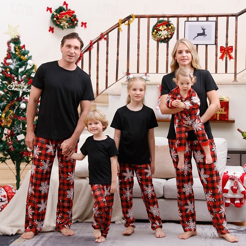 Family Pajamas Plaid Christmas Pattern Home Print Black Dark Red Wine Long Sleeve Active Matching Outfits4