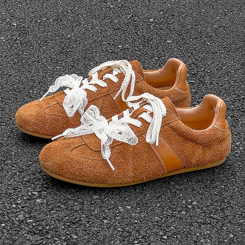 Men's Retro Suede Lace-Up Sneakers Lightweight Casual Shoes for Street Style and Weekend Outfits4