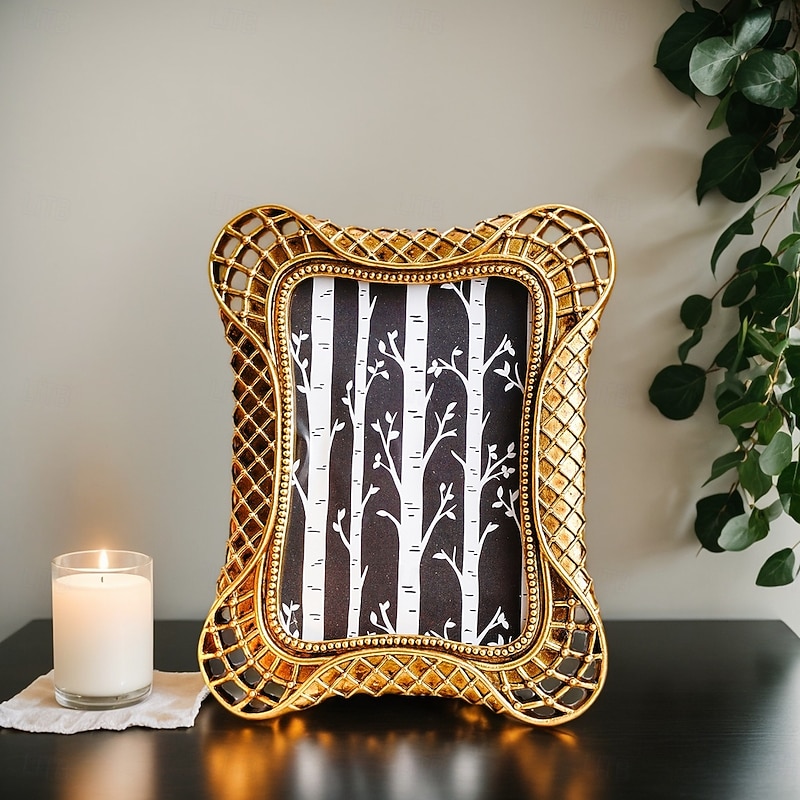 1PC European Golden Checkered Double-arc Shaped Decorative Photo Frame Resin Material Desktop Photo Display Frame Suitable for Photo Display Home Decoration Photography Shooting Props