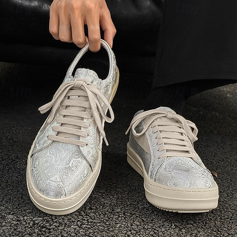 Men's White Lace-Up Casual Sneakers – Lightweight Textured Low-Top Shoes for Walking, Travel and Everyday Wear3