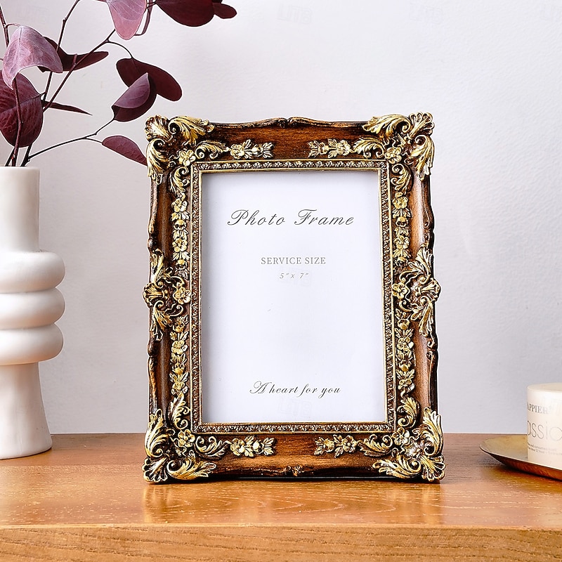 1PC European Three-dimensional Pattern Design Rectangular Classical Photo Frame Resin Material Photo Display Frame Suitable for Family Photo Decoration Shooting and Photography Prop Decoration
