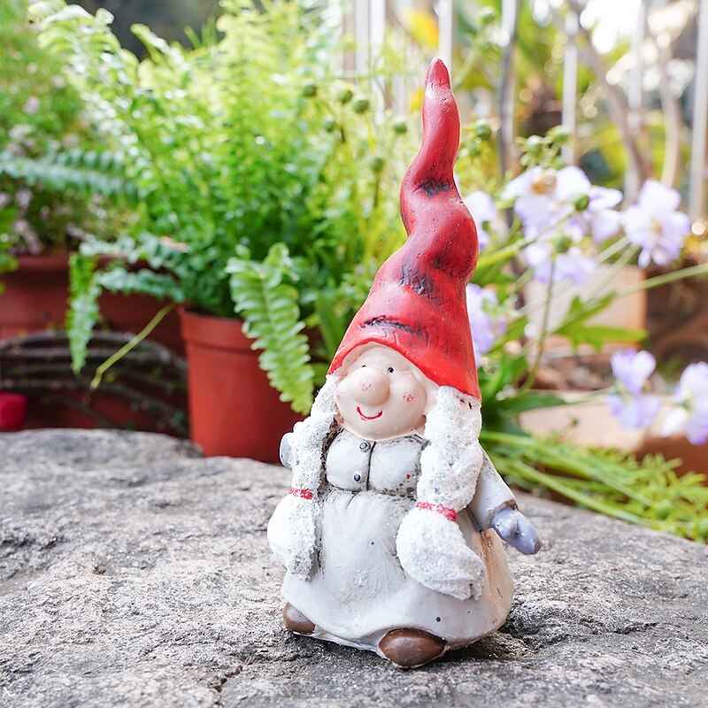Red Hat Gnome Resin Statue – Elf Grandma Figurine for Home and Garden Decor, Resin Dwarf Ornament Ideal for Indoor, Outdoor, and Miniature Landscape Decoration