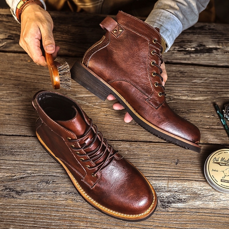 Men's Vintage Brown Lace-Up Combat Boots with Sturdy Sole, Retro Casual Workwear Style for Outdoor Adventures and Daily Fashion3