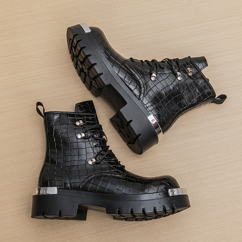 Black Crocodile-Patterned Men's Lace-Up Boots with Chunky Sole and Metallic Detail – Stylish for Motorcycle Riders, Urban Street Fashion, Casual Wear and Rock Style2